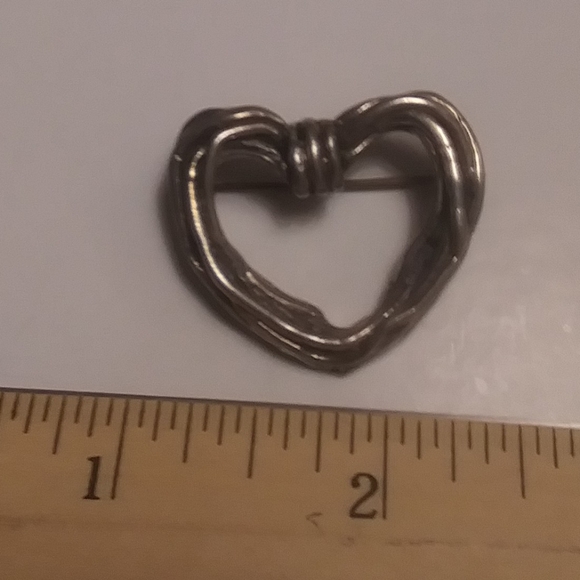 Pendent - Picture 2 of 3